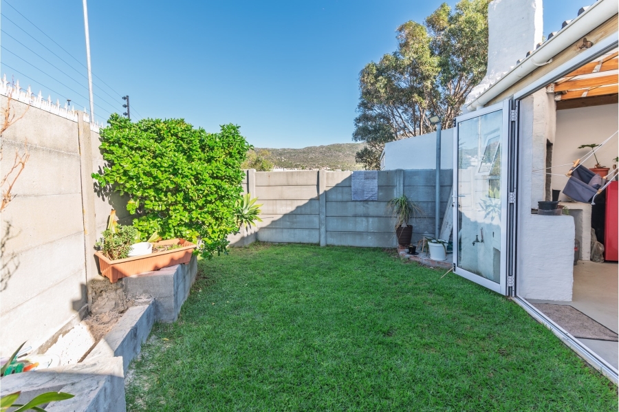 2 Bedroom Property for Sale in Faerie Knowe Western Cape